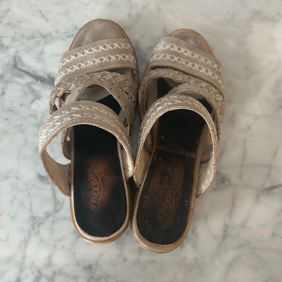 Freebird Women's Albuquerque sandals Sz 6 in Tan - Picture 3 of 5